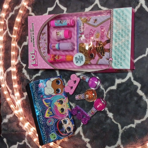 L.O.L SURPRISE BUNDLE - Picture 6 of 7